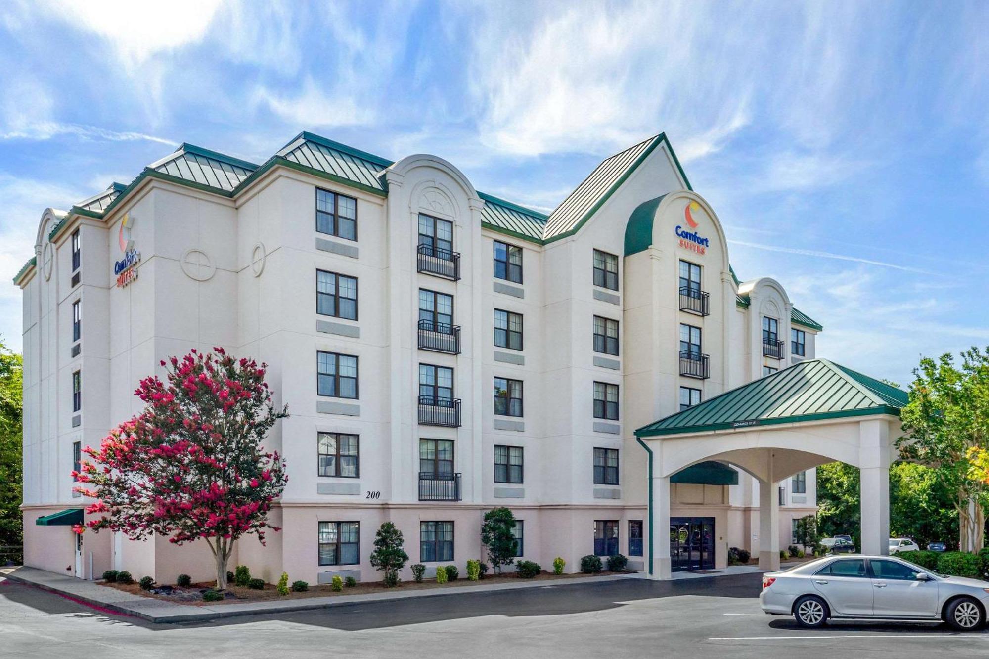 Hotel Comfort Hanes Mall