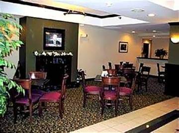 Comfort Hanes Mall Hotel