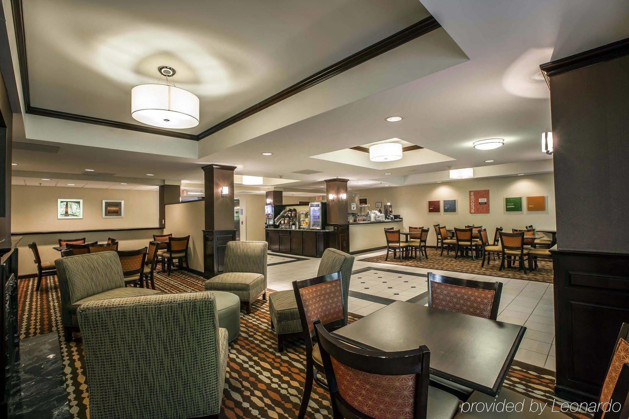 Comfort Hanes Mall Hotel