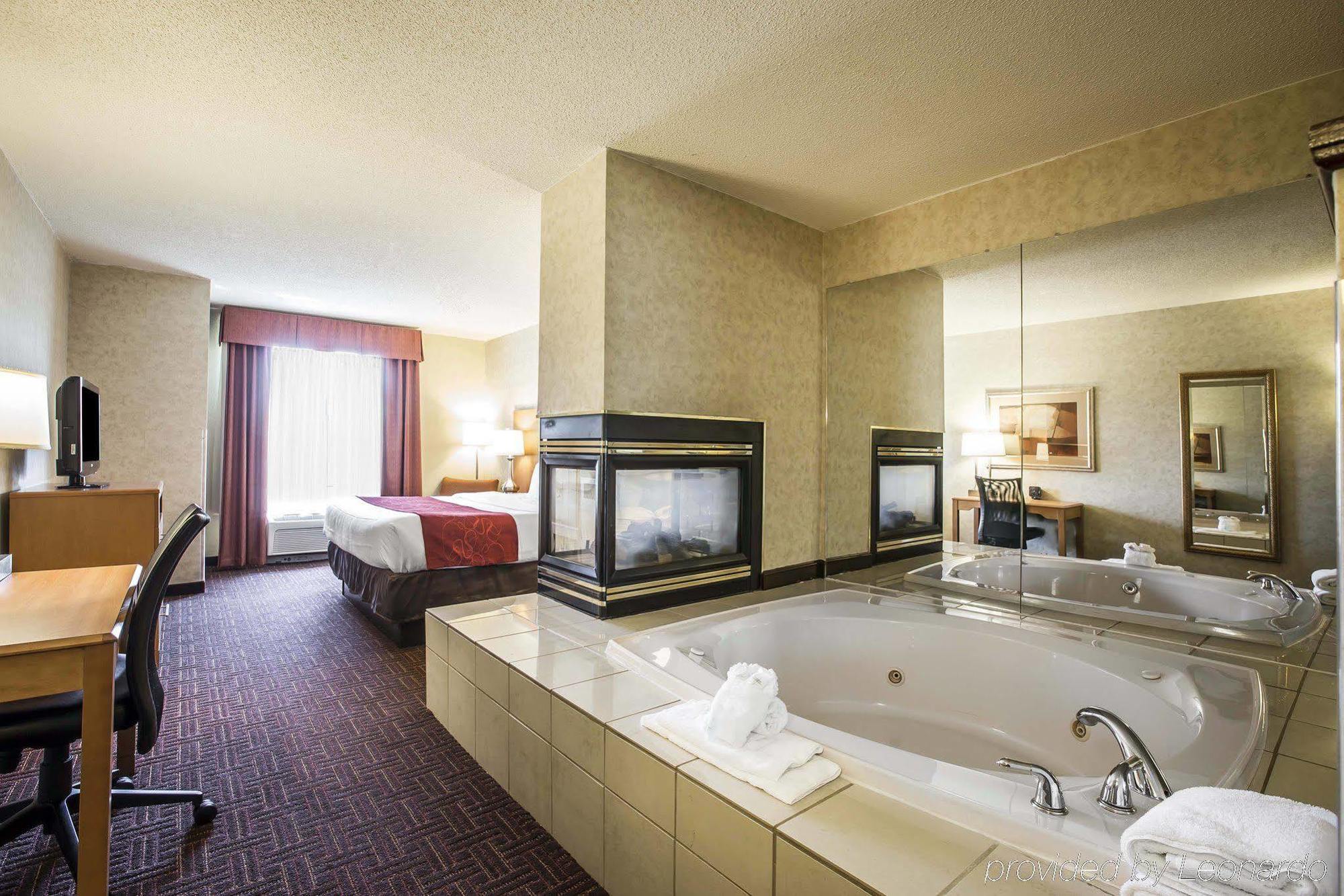Hotel Comfort Hanes Mall 3*