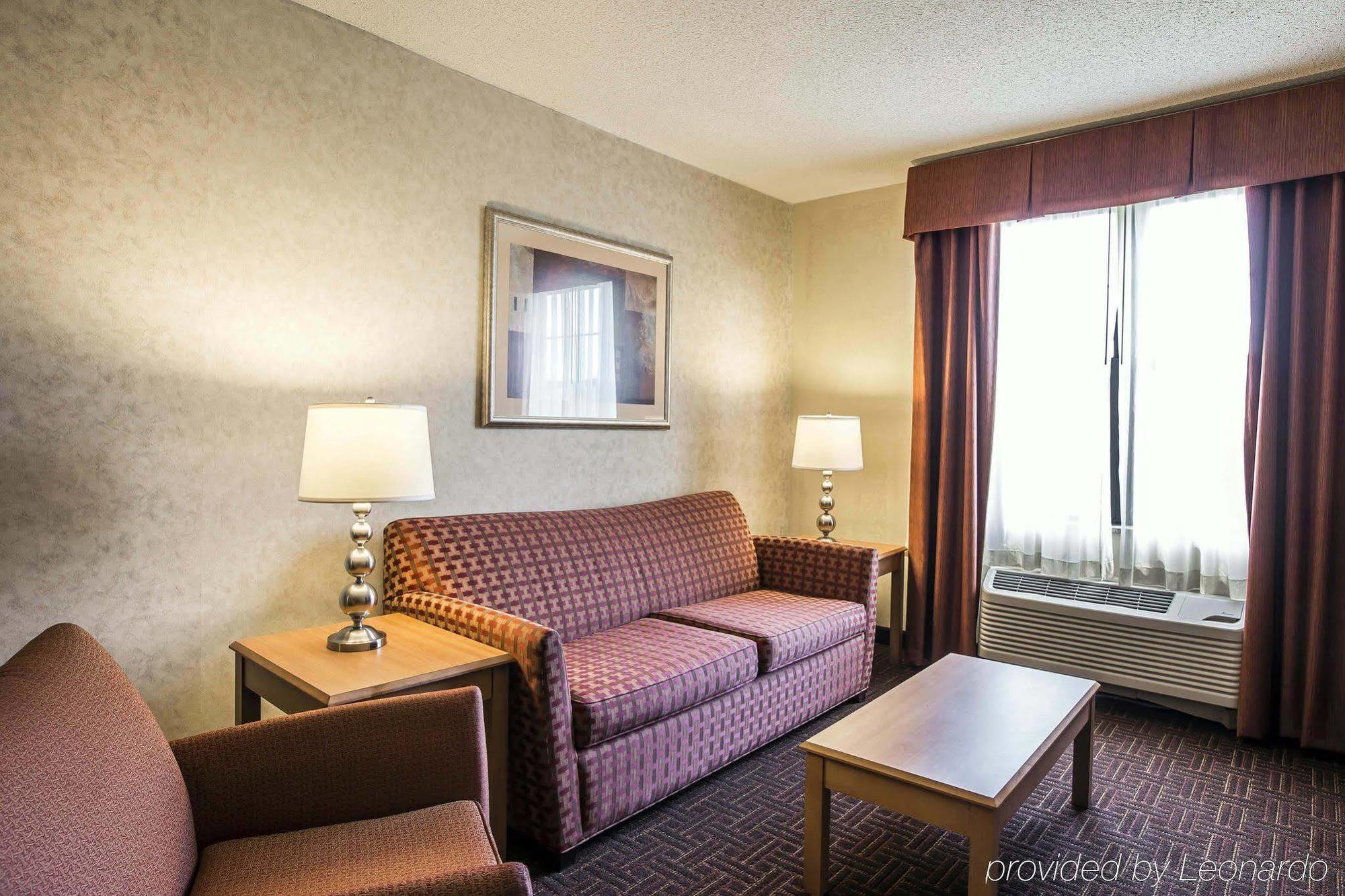 Comfort Hanes Mall 3*