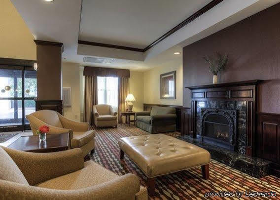 Hotel Comfort Hanes Mall 3*